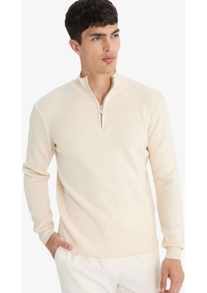 Standart Fit Normal Kesim Dik Yaka Yarım Fermuarlı Basic Düz Triko Kazak A5184AX25AU
