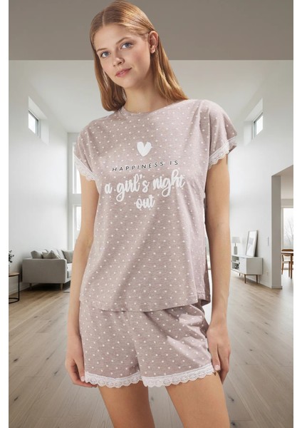 Puantiyeli Dantel Detaylı Pamuklu Pijama Takımı Yazlık Rahat Şortlu ve Şık Zarifane Tasarım