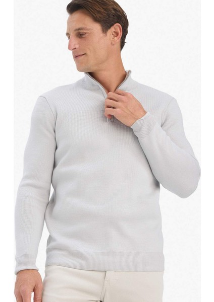 Standart Fit Normal Kesim Dik Yaka Yarım Fermuarlı Basic Düz Triko Kazak A5184AX25AU