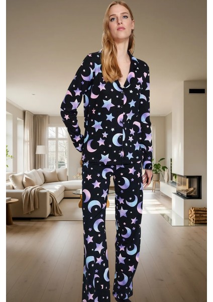 Galaksi Desenli Pamuklu Pijama Takımı Rahat Şık ve Sıcak Kullanım