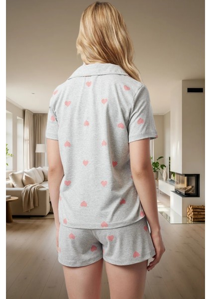 Kısa Kollu Pamuklu Pijama Takımı Kalpli Desenli Regular Kalıp Yazlık Ev Giyim Özenle Seçilmiş modelleri