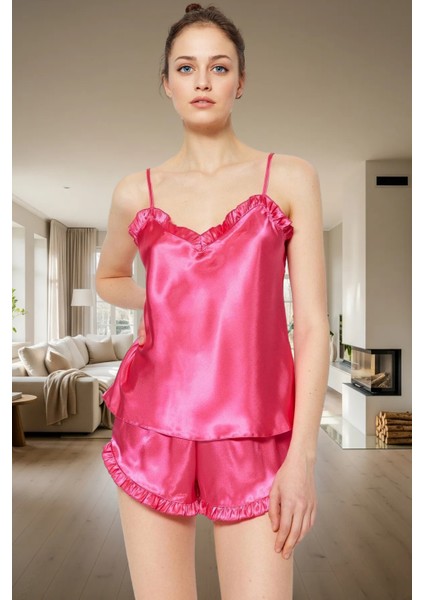 Rahat Yazlık Pijama Takımı Saten Şortlu Fırfırlı Kolsuz 100% Polyester Dayanıklı Malzeme