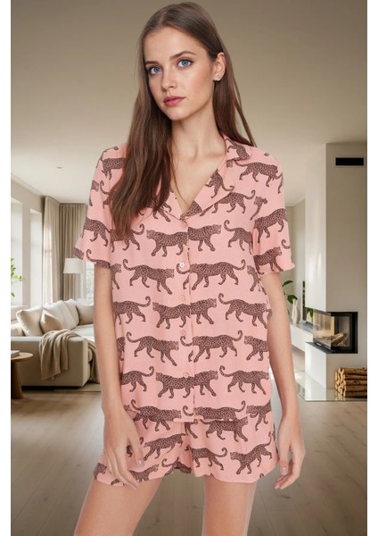 Rahat ve Şık Viskoz Pijama Takımı Animal Desenli Kısa Kollu Yazlık Modern Stil