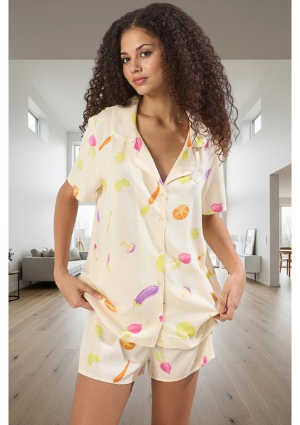 Yazlık Rahat Pijama Takımı Sebze Desenli Viskon Şortlu 2'li ve Şık Özenle Seçilmiş