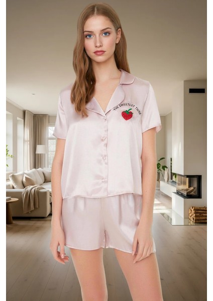 Yazlık Saten Pijama Takımı Kısa Kol Çilek Desenli Rahat Kalıp Uzun Ömürlü Yüksek Kalite fiyatları