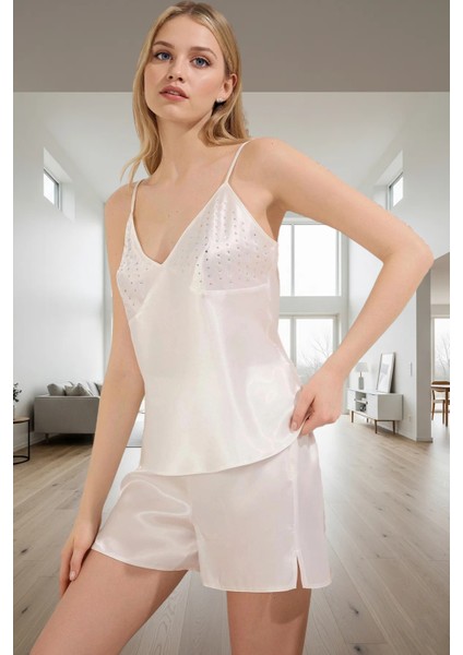 Homewear Regular Kalıp Saten Pijama Takımı Yazlık Konforlu Kesim Şık Görünüm Rahat ve