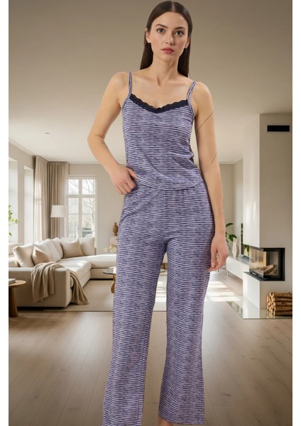 Ince Askılı Pamuklu Pijama Takımı Çizgili Desen V Yaka Regular Kalıp Yüksek Kalite Rahat Kullanım fiyatları