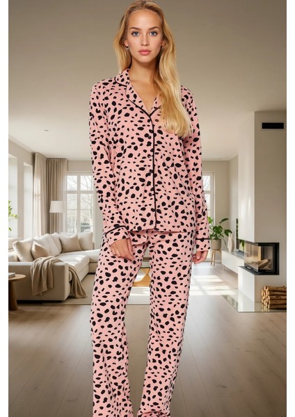 Şık ve Rahat Kışlık Pijama Takımı Leopar Desenli Pamuklu Örme Seçkin Malzeme Yüksek Kalite modelleri