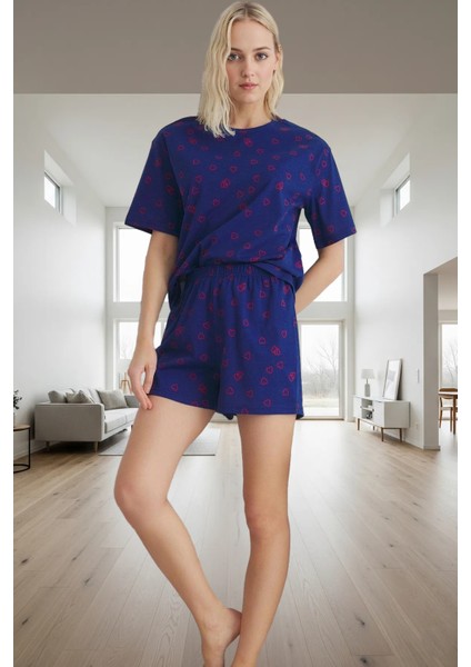 Ev Giyiminde Konfor ve Şıklık Kalpli Pamuklu Pijama Takımı Yüksek Kalite Özenle Seçilmiş