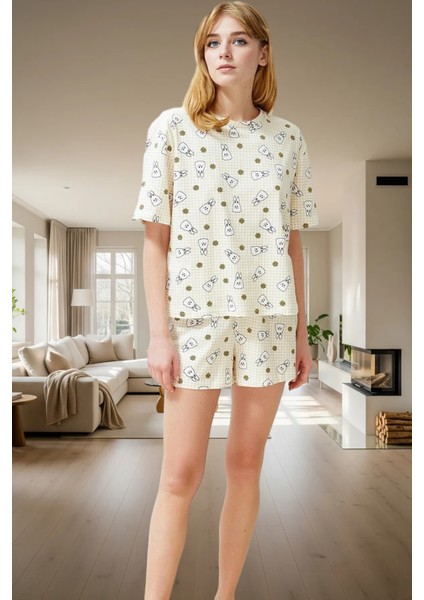 Rahat Kesim %100 Pamuklu Pijama Takımı Tavşan Desenli Yazlık Dayanıklı Malzeme Özel Tasarım