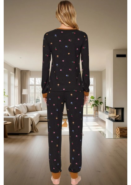 Çiçek Desenli Pamuklu Pijama Takımı Regular Boru Paça Kaliteli Işçilik Modern Stil modelleri