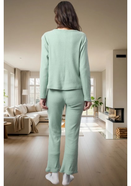 Kışlık 2'li Pijama Takımı Pamuk Karışımlı Hırka ve Pantolon Uzun Ömürlü Dayanıklı Malzeme modelleri