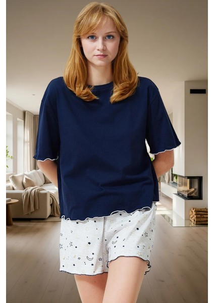 Rahatlığıyla Büyüleyecek Pijama Takımı Galaksi Desenli Pamuk Polyester Rahat ve Şık