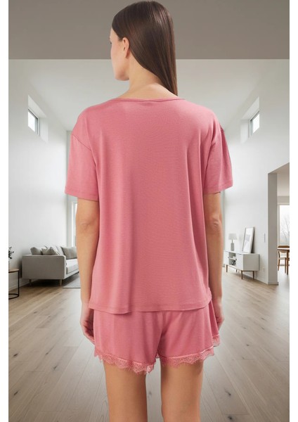 Yazlık Pijama Takımı Dantel Detaylı Viskoz Örme V Yaka Regular Kalıp Trend Tasarım modelleri