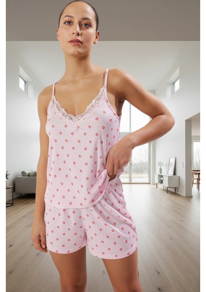 Rahat Örme Pijama Takımı Kalp Desenli Ince Askılı Boru Paça Şort Mükemmel Uyum Özel Tasarım