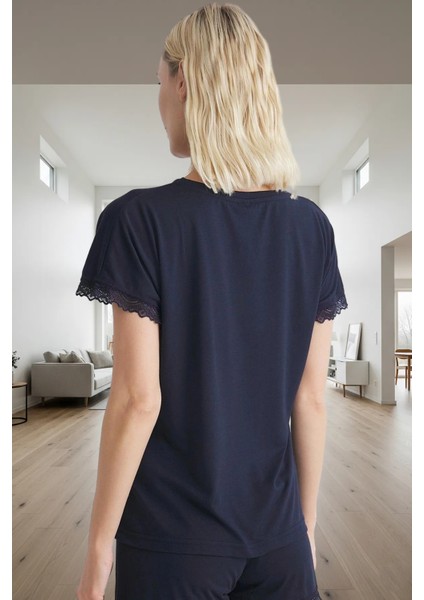 Yazlık Kadın Pijama Takımı Nefes Alan Viskoz Polyester Örme Kumaş Dantel Detaylı modelleri