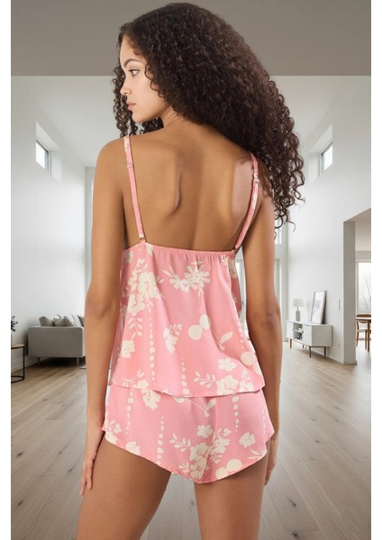 Rahat Viskon Pijama Takımı Çiçekli Desen Ince Askılı Boru Paça Şort Özenle Seçilmiş modelleri