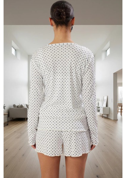 95% Polyester Pijama Takımı Kalpli Desen Boru Paça Şort Zarifane Tasarım Profesyonel Görünüm modelleri