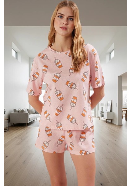 Rahat Yazlık Pijama Takımı %100 Pamuk Baskılı Kısa Kollu Regular Kalıp Zarifane Tasarım