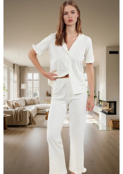 Şık Leopar Desenli Pamuklu Pijama Takımı Fırfır Detaylı Rahat Kesim Trend Tasarım