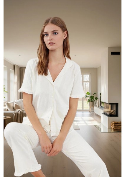 Şık Leopar Desenli Pamuklu Pijama Takımı Fırfır Detaylı Rahat Kesim Trend Tasarım fiyatları