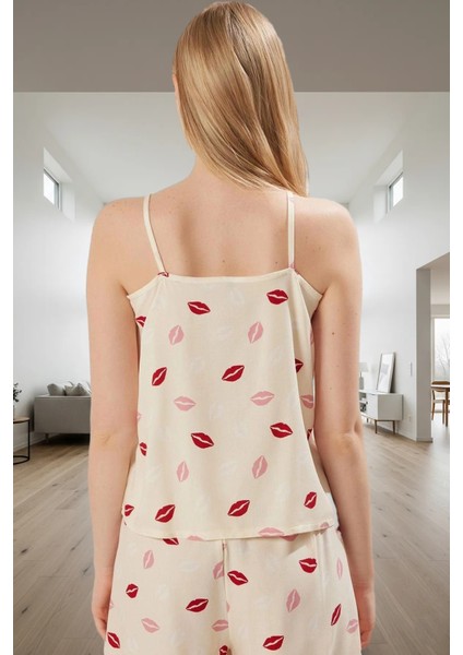 Dudak Desenli Viskoz Pijama Takımı Rahat Şık ve Nefes Alabilir Premium Kalite Seçkin Malzeme modelleri