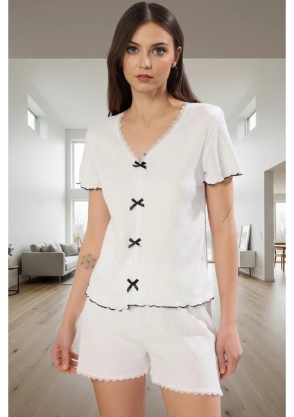 Yazlık Pijama Takımı Nefes Alan Pamuk Kumaş Kurdele Detaylı Zarifane Tasarım Mükemmel Uyum fiyatları