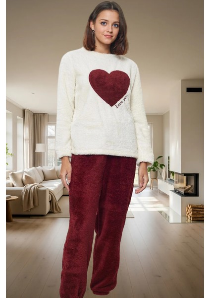 Rahat Wellsoft Pijama Takımı ve Kalp Detayı ile Kışlık Konfor Kullanım