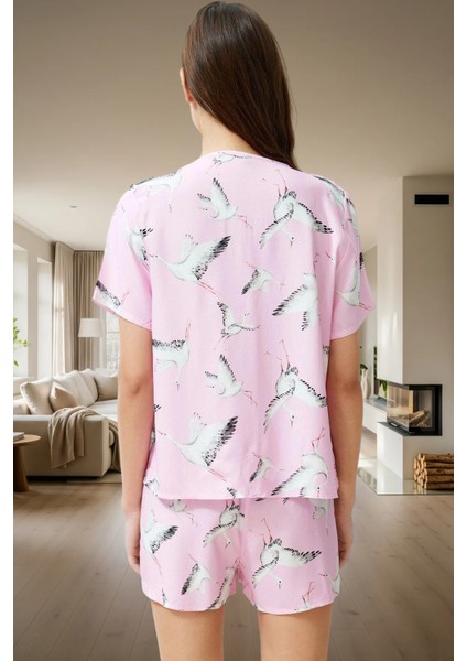 Rahat Yazlık Pijama Takımı 100% Viskon Leylek Desenli Şortlu Düğmeli Zarifane Tasarım modelleri