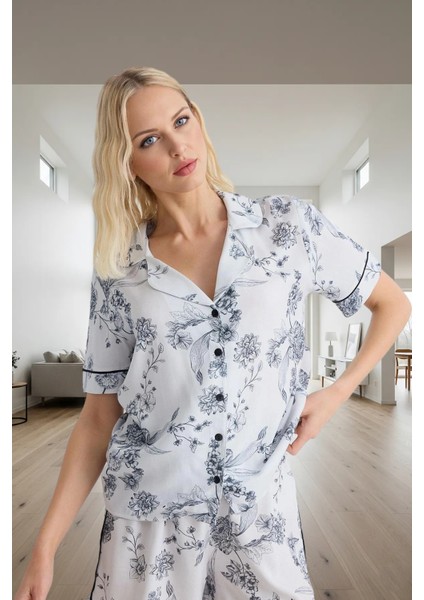 Rahat Viskoz Pijama Takımı Çiçekli Desen Şortlu Dokuma Kumaş Konforlu Kesim Modern Stil