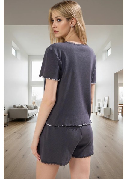 Rahat ve Şık Pijama Takımı Pamuklu Örme Kumaş Dantel Detaylı Premium Kalite Konforlu Kesim modelleri