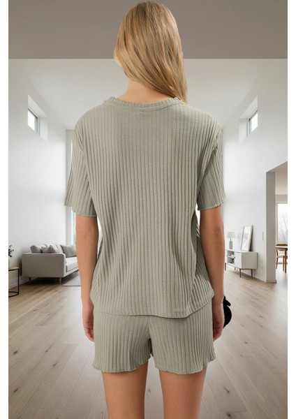 Yazlık Pijama Takımı %68 Polyester %30 Pamuk Nefes Alan Kumaş Rahat Kalıp Premium Kalite