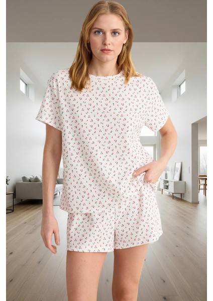Rahat ve Şık Kiraz Desenli Pijama Takımı Örme Kumaş Yazlık Özenle Seçilmiş fiyatları
