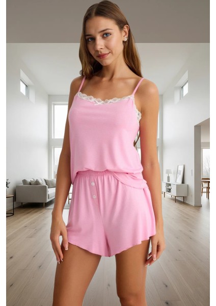 Rahat Viskoz Pijama Takımı Ince Askılı Dantelli Detay Günlük Kullanım Için Seçkin Malzeme
