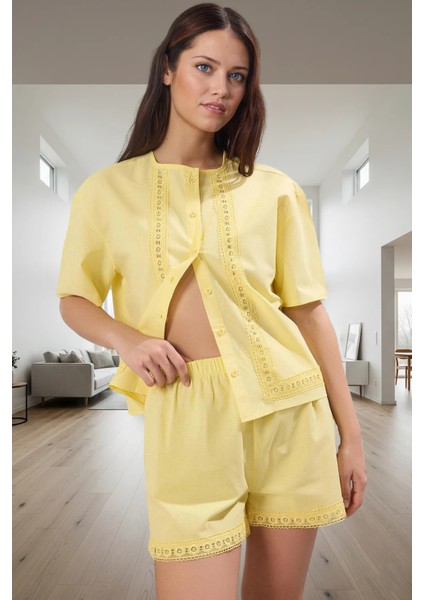 Pamuklu Brodeli Detaylı Pijama Takımı Yaz Için Ideal Rahat Kalıp Özel Tasarım Şık Görünüm