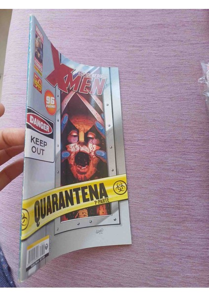 Uncanny X-Men: Quarantine Ingilizce Çizgi Roman 92 Sayfa Cok Temiz Kondisyonda X-Men Çizgi Romanı, 'keep Out' ve 'danger' Uyarı Etiketleriyle Karantina Temasını Işliyor. 96 Sayfa fiyatları