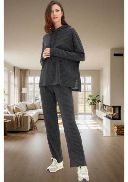 Kadın Kapüşonlu Pijama Takımı Rahat Kalıp Örme Kumaş Dayanıklı Malzeme Trend Tasarım