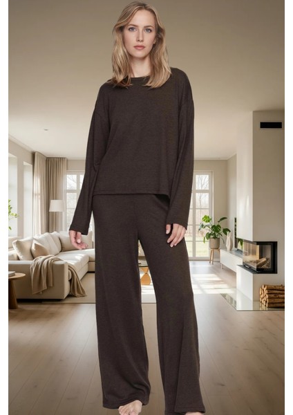 Kadın Kışlık Rahat Kalıp Uzun Paça Polyester Karışımlı Pijama Takımı Zarif Tasarım Yüksek Kalite fiyatları