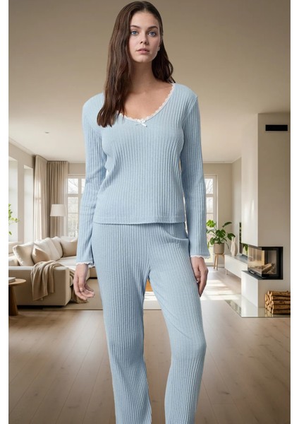 Kadın Dantelli Detaylı Pijama Takımı Rahat Örme Kumaş Seçkin Malzeme Uzun Ömürlü