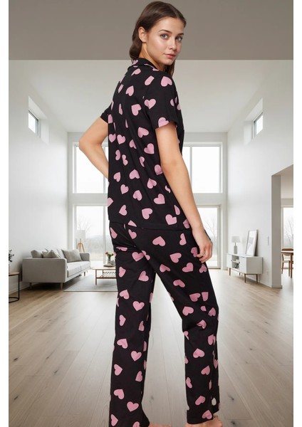 Kadın Kalpli Pamuklu Kısa Kollu Rahat Pijama Takımı Trend Tasarım Premium Kalite modelleri