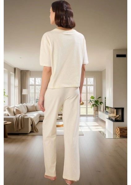 Kadın Pamuklu Rahat Baskılı Pijama Takımı Kısa Kollu Tişört Pantolon Kullanım ve Şık modelleri