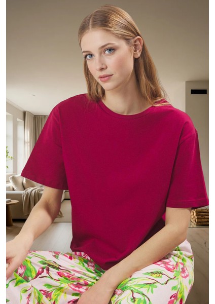 Kadın Çiçekli Pijama Takımı Rahat Pamuklu Örme Kumaş Trend Tasarım Yüksek Kalite Modern Stil