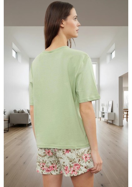 Kadın Yazlık %100 Pamuklu Çiçekli Pijama Takımı Mükemmel Uyum Rahat Kullanım ve Şık modelleri