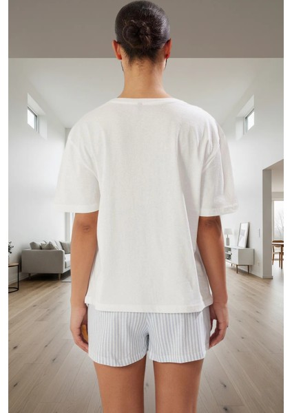 Kadın Yazlık Pamuklu Regular Kalıp Çizgili Pijama Takımı Profesyonel Görünüm modelleri