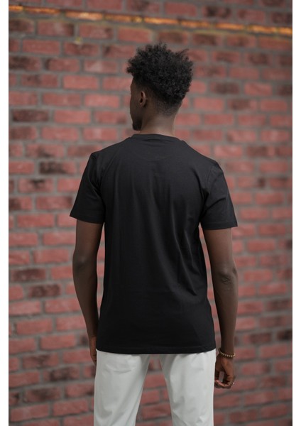 Slim Fit Pamuklu Önü Baskılı Sıfır Yaka T-Shirt modelleri