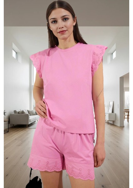 Kadın Pamuklu Brodeli Pijama Takımı Yazlık Regular Kalıp Trend Tasarım Rahat Kullanım