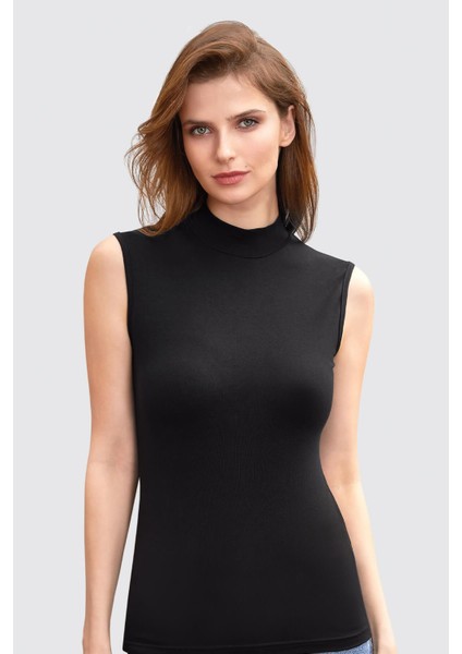 Berrak Boğazlı Sıfır Kollu Pamuklu Atlet