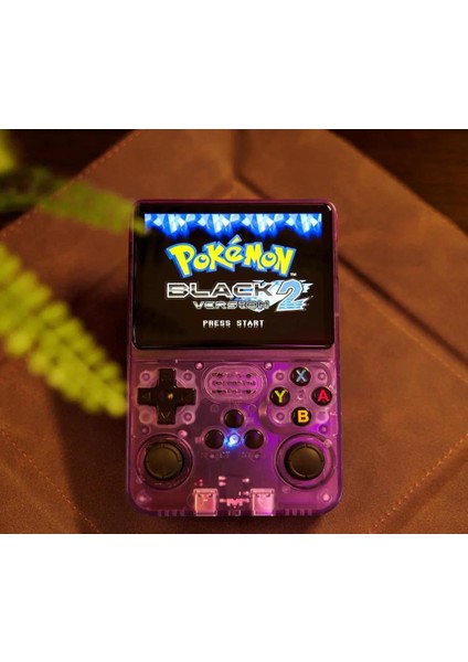R36S Retro Oyun Konsolu modelleri