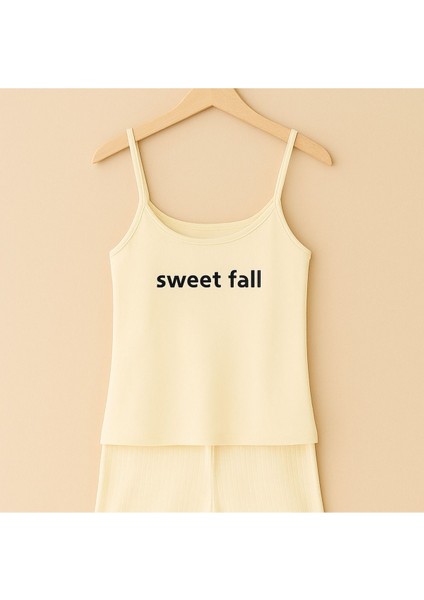 Charme Kadın Sarı Seweet Fall Yazı Detaylı Ip Askılı Shortlu Pijama Takımı