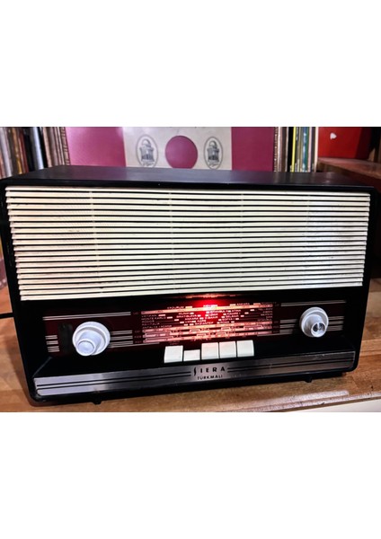 Antia Siera Lambalı Radyo Sorunsuz Çalışır Durumda - 36 cm x 22 cm x 18 cm Ölçülerinde